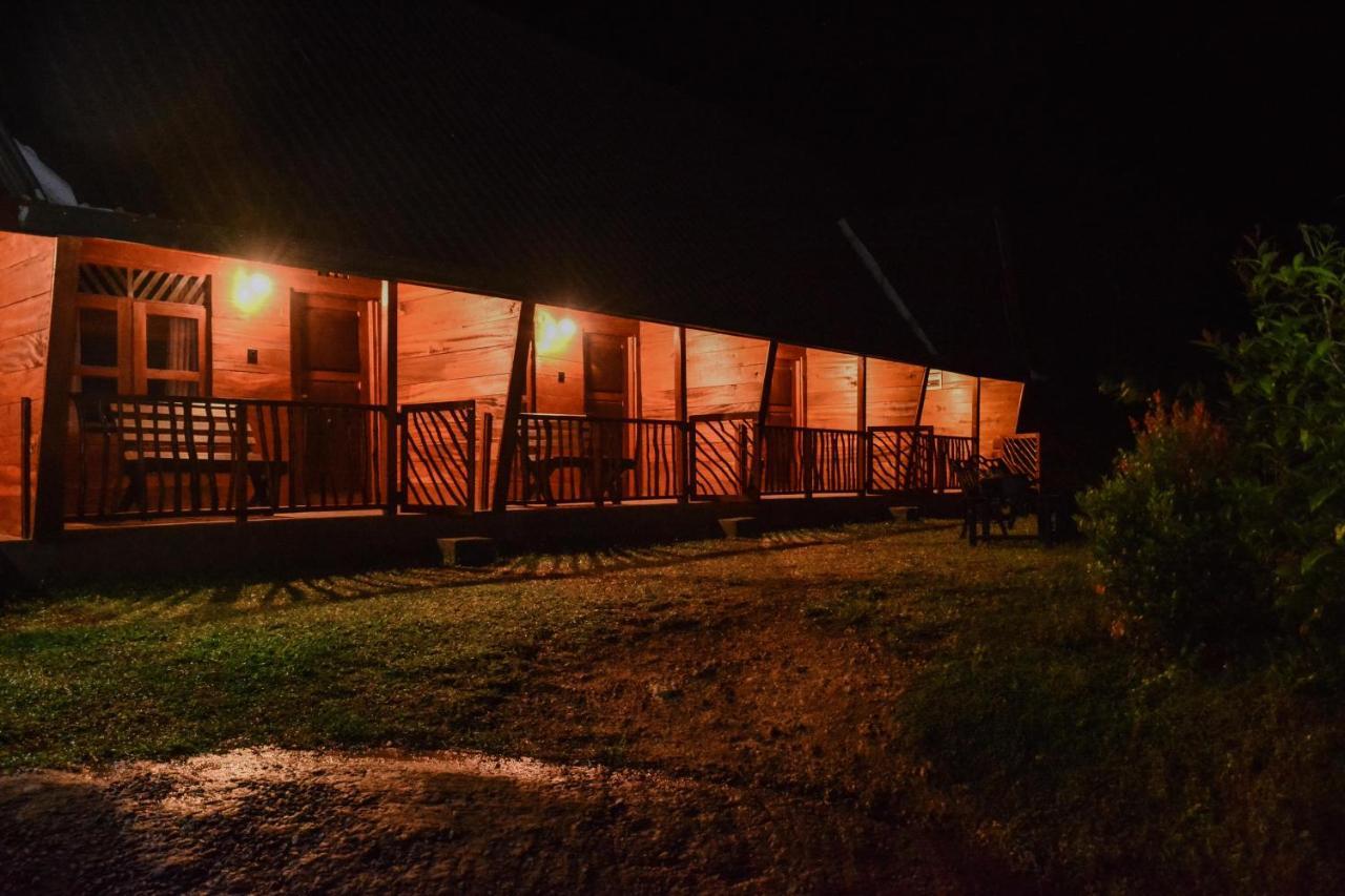 Cinnamon Village Sinharaja デニヤヤ エクステリア 写真