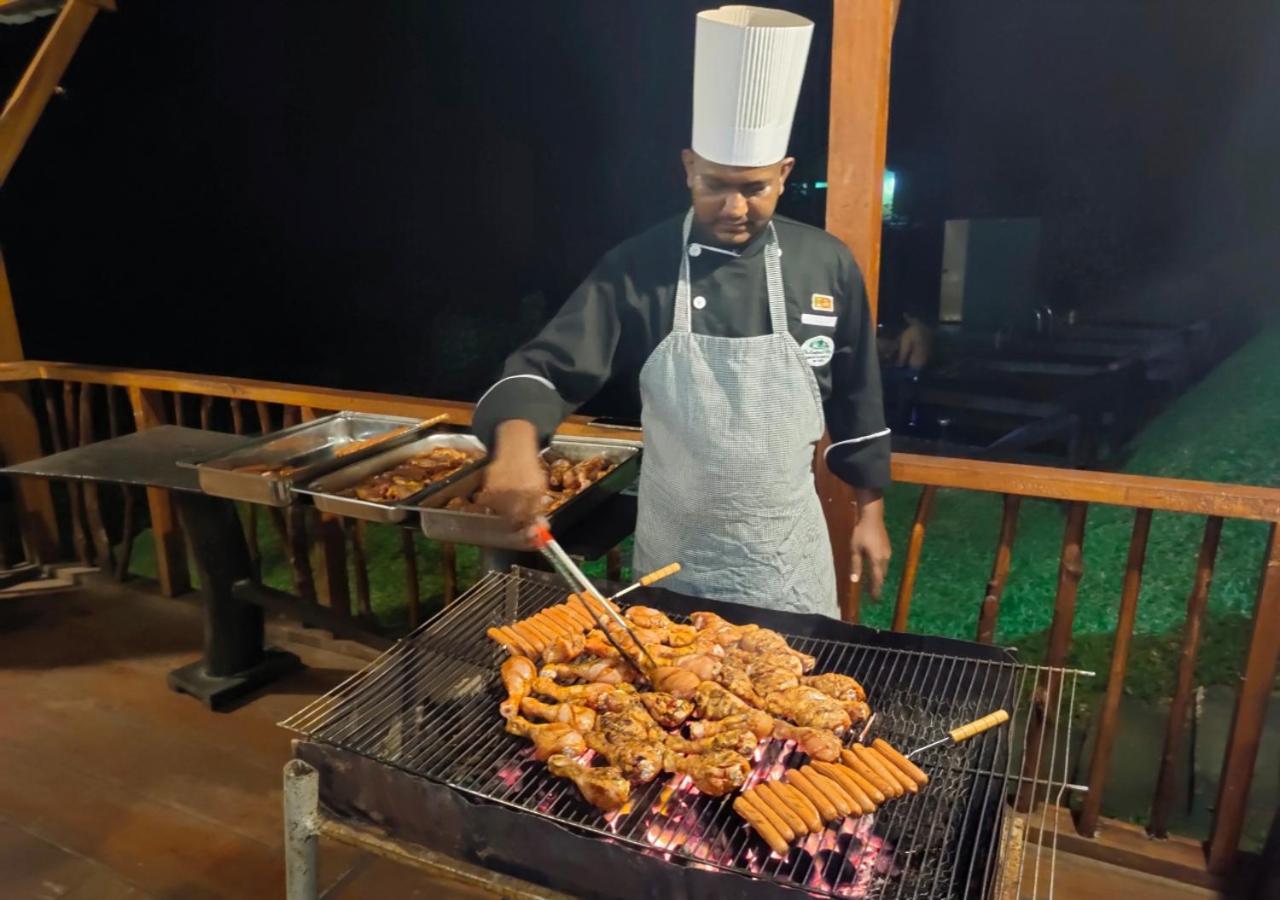 Cinnamon Village Sinharaja デニヤヤ エクステリア 写真