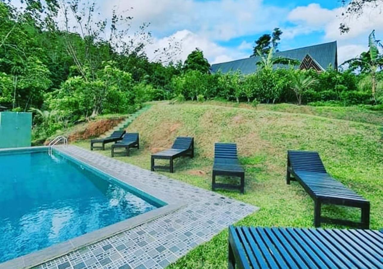 Cinnamon Village Sinharaja デニヤヤ エクステリア 写真